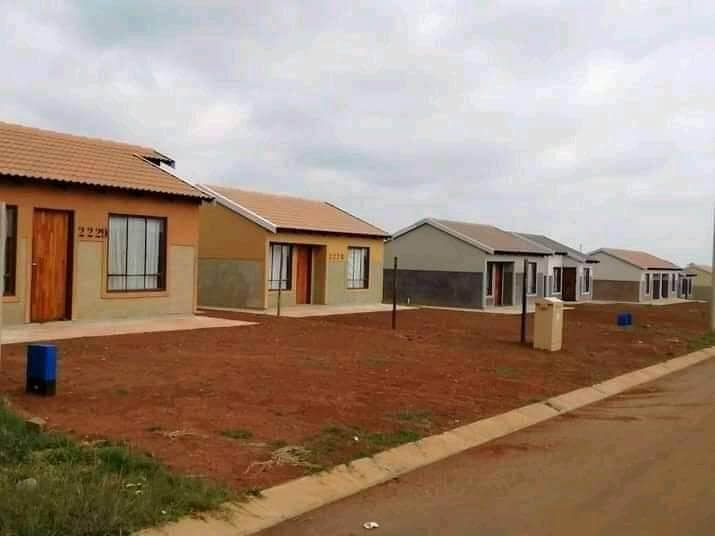 SA’s low-cost housing programme on shaky ground